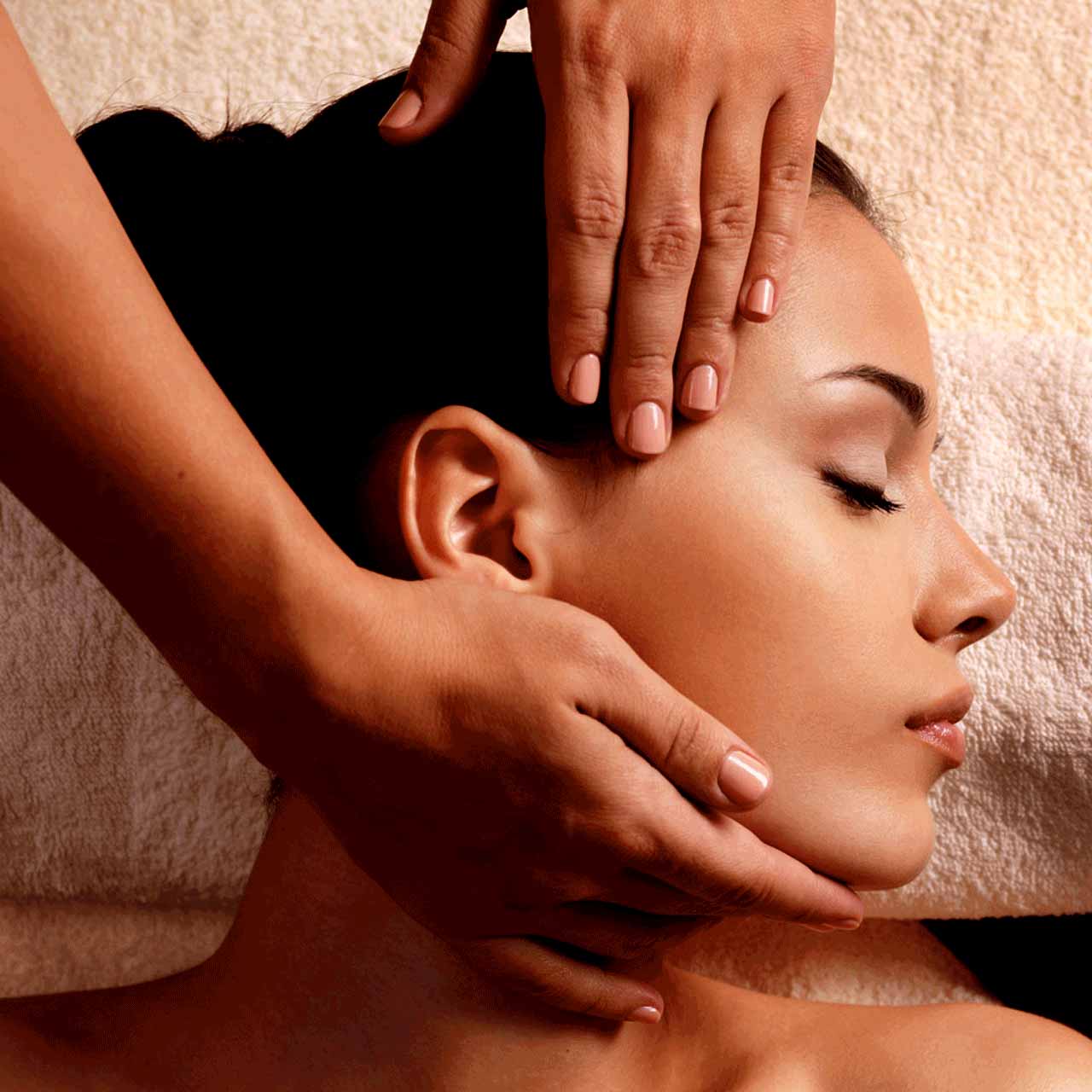 corso-massaggio-viso-avanzato-1280 - Hotel Ligure