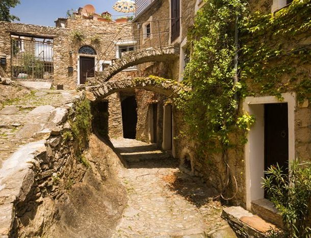 castelvecchio di rocca barbena